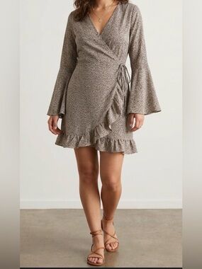 Altar'd State Black and White Bell Sleeves Wrap Dress Size L